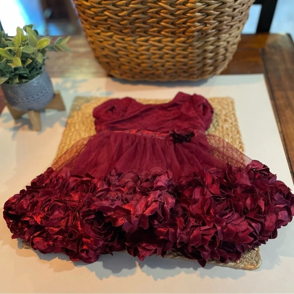 Adorable ruffled dress in deep burgundy